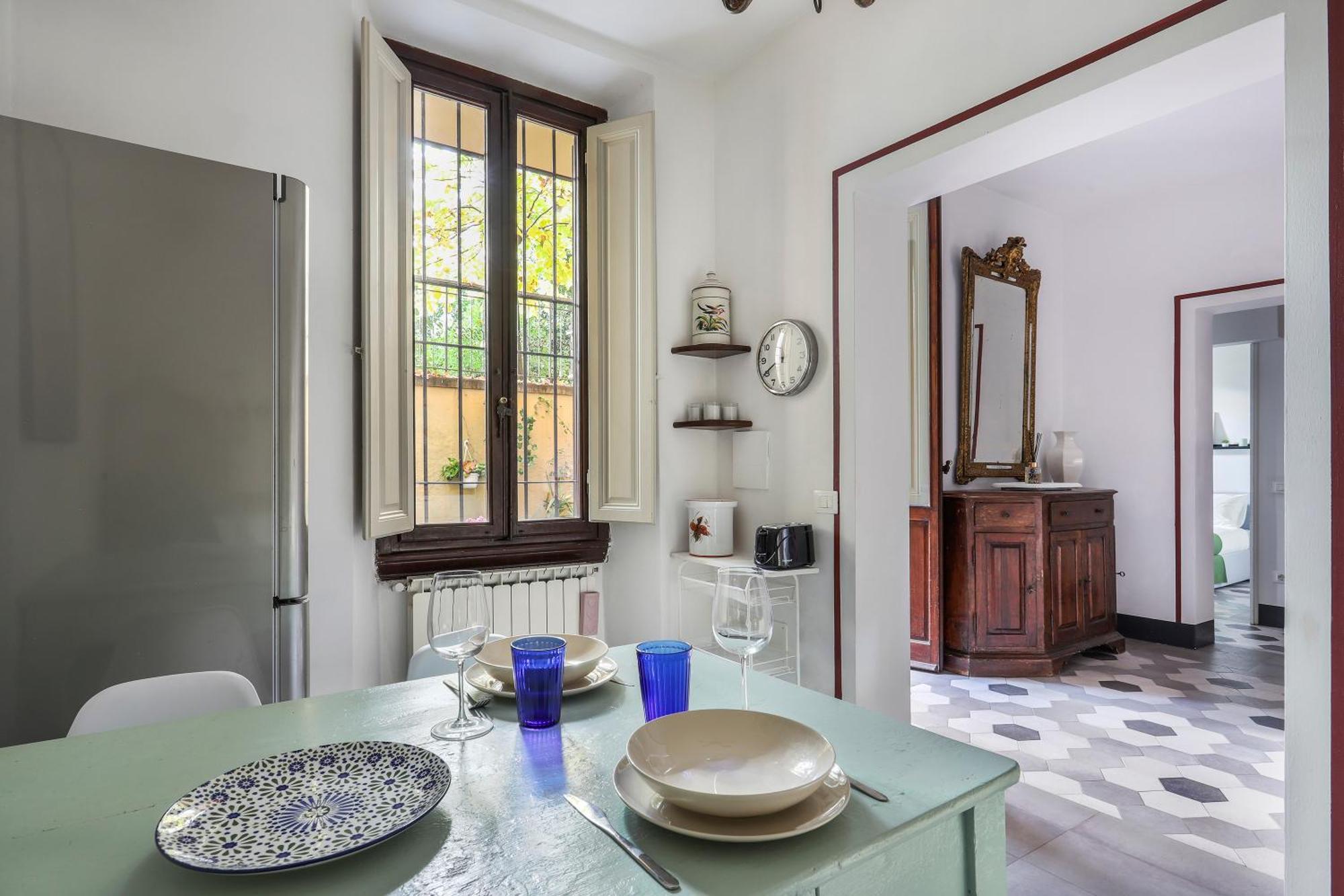 One-Bedroom Apartment With Patio Firenze Eksteriør billede
