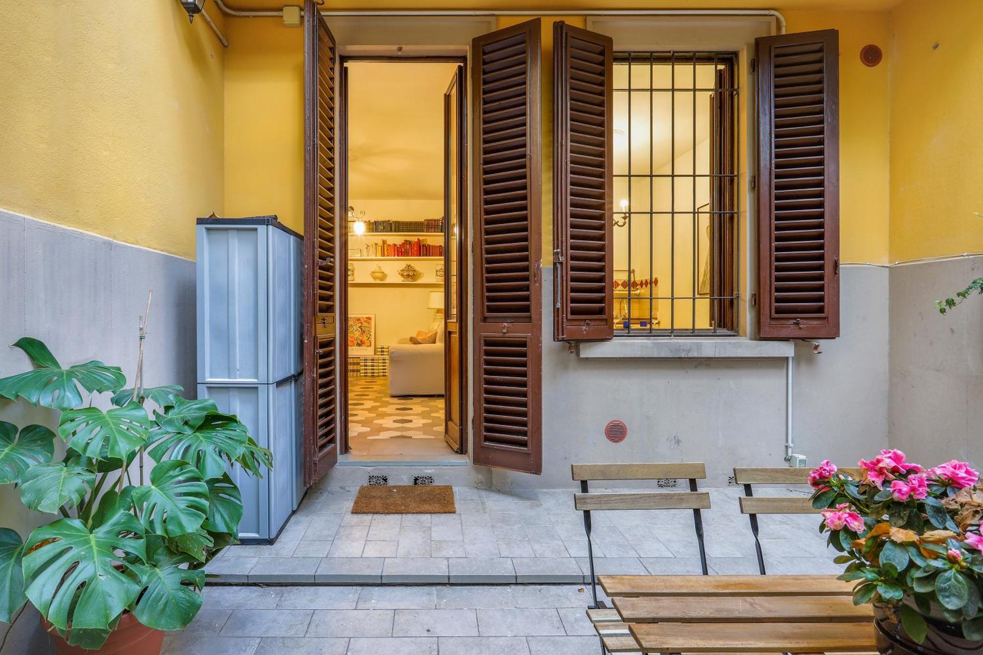 One-Bedroom Apartment With Patio Firenze Eksteriør billede