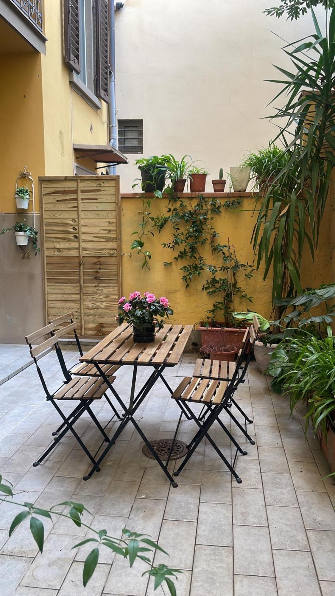 One-Bedroom Apartment With Patio Firenze Eksteriør billede