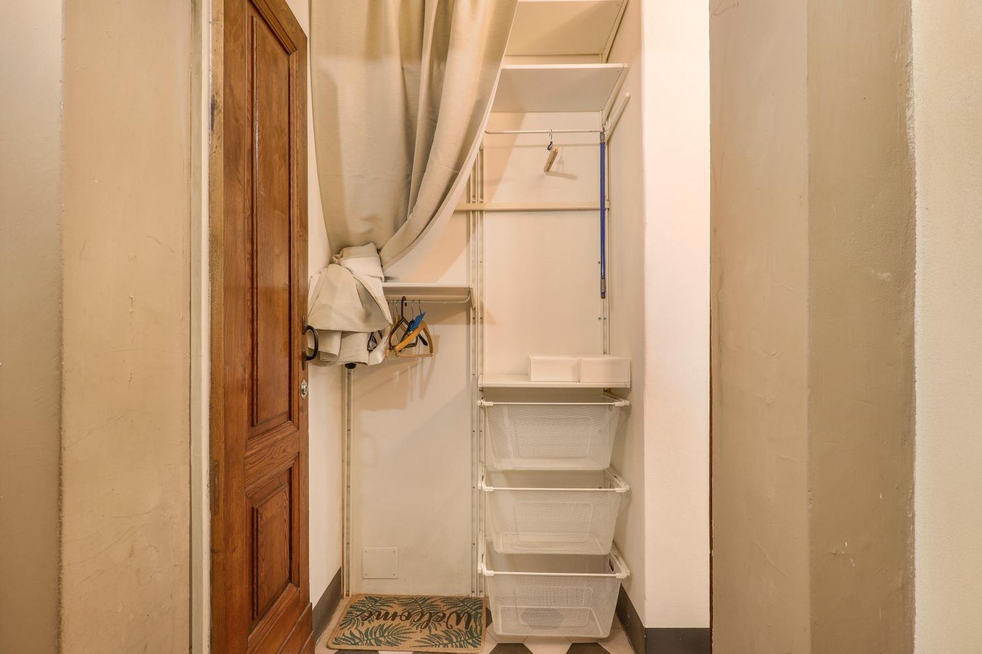 One-Bedroom Apartment With Patio Firenze Eksteriør billede